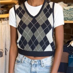 ‼️NWT‼️ Brandy Melville Sweater Vest